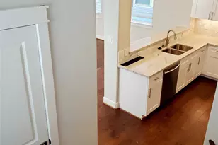 720C Link Rd, Houston, TX 77008 - Photo 16