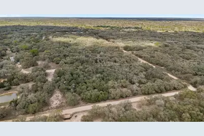 516 County Road 120, Hallettsville, TX 77964 - Photo 10