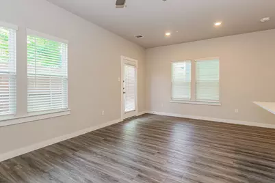 18322 W Centro Circle, Shenandoah, TX 77385 - Photo 6