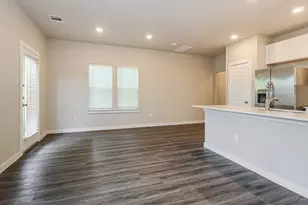 18322 W Centro Cir, Shenandoah, TX 77385 - Photo 8