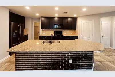 6718 Madison Heights Court, Katy, TX 77449 - Photo 6