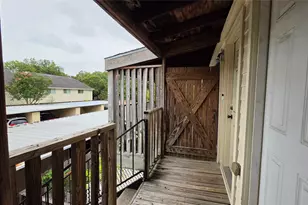 12967 Trail Hollow Dr, Houston, TX 77079 - Photo 24