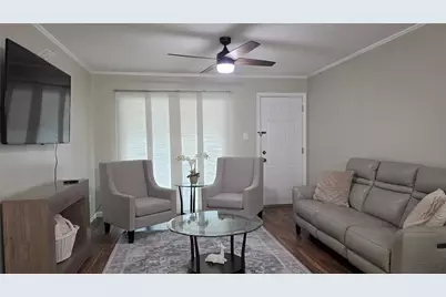 12967 Trail Hollow Drive #A, Houston, TX 77079 - Photo 4