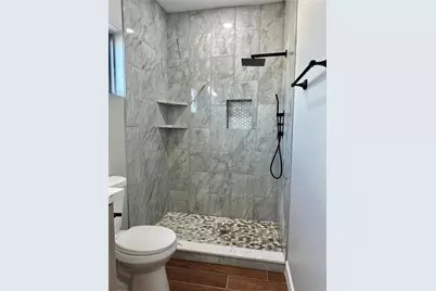 8321 Coma Street, Houston, TX 77051 - Photo 32