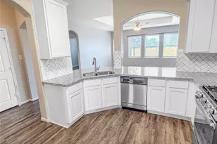 15315 Lake Powell Dr, Humble, TX 77396 - Photo 6