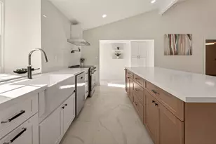 13243 Avonshire Dr, Houston, TX 77083 - Photo 18