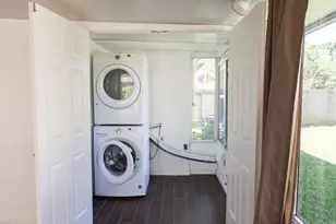 9010 Linkmeadow Ln, Houston, TX 77025 - Photo 24