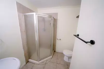 2303 Chestnut Street #A, Houston, TX 77009 - Photo 4