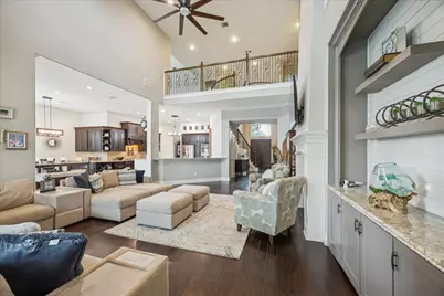 5835 Caspian Falls Lane, Fulshear, TX 77441 - Photo 6