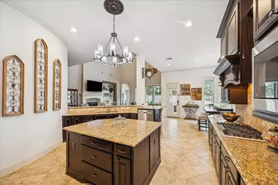 5835 Caspian Falls Lane, Fulshear, TX 77441 - Photo 8