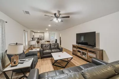 17118 Quaking Aspen Lane, New Caney, TX 77357 - Photo 4