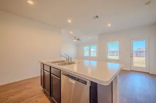 5230 Vincent Rose Ct, Katy, TX 77449 - Photo 4