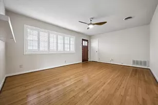 5305 Judalon Ln, Houston, TX 77056 - Photo 4