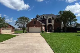 1803 Lafayette Lane, Cove, TX 77523 - Photo 1