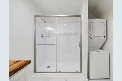 1011 W 10th Street #2, Houston, TX 77008 - Photo 10