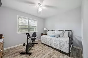 3607 Blue Wing Dr, Dickinson, TX 77539 - Photo 18