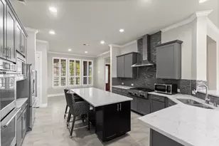 349 Kerry Bog Ln, The Woodlands, TX 77382 - Photo 4