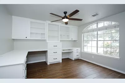 1915 W Welsford Drive, Spring, TX 77386 - Photo 8