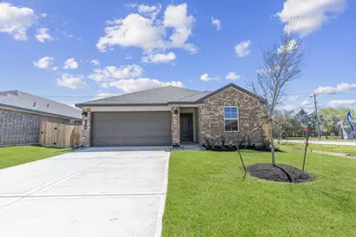 1242 Sandy Shore Lane, Rosharon, TX 77583 - Photo 1