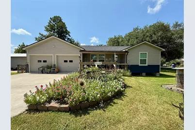 317 Crews Way, West Columbia, TX 77486 - Photo 1
