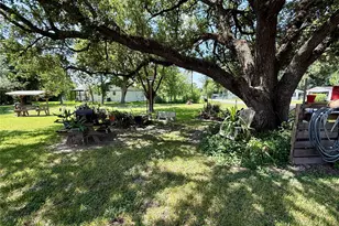 317 Crews Way, West Columbia, TX 77486 - Photo 36