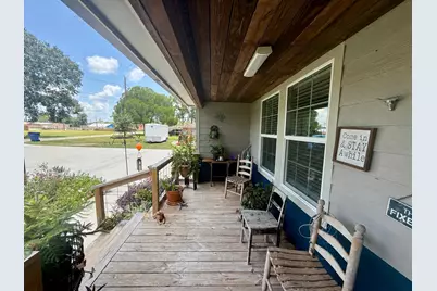 317 Crews Way, West Columbia, TX 77486 - Photo 2