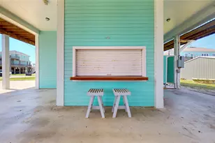 942 Kent, Crystal Beach, TX 77650 - Photo 12