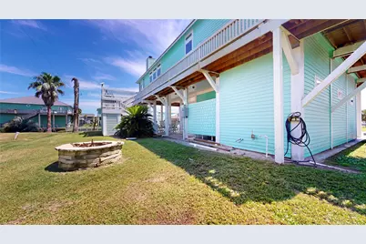 942 Kent, Crystal Beach, TX 77650 - Photo 8