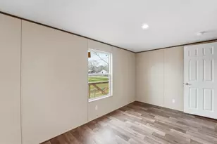 143 Co Rd 2414, Hull, TX 77564 - Photo 12