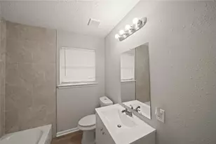 5822 Glenhurst Dr, Houston, TX 77033 - Photo 16