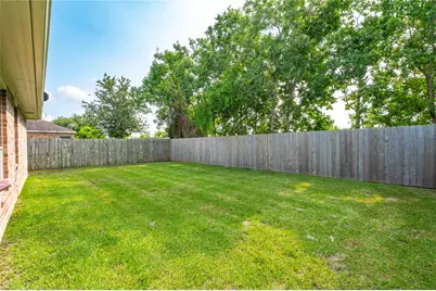 4131 Country Club Drive, Dickinson, TX 77539 - Photo 8