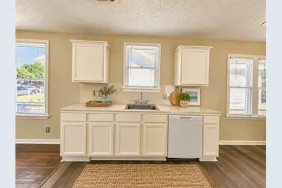 5507 Avenue P, Galveston, TX 77551 - Photo 4