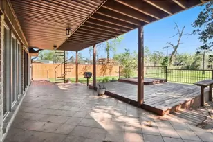 1134 Chestnut Ridge Rd, Houston, TX 77339 - Photo 40