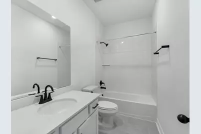 7803 Topaz Ridge Drive, Angleton, TX 77515 - Photo 16
