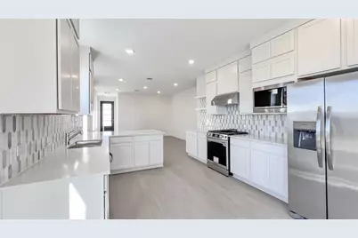 27043 Blue Pool Drive, Katy, TX 77493 - Photo 4