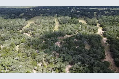 5796 County Road 122, Hallettsville, TX 77964 - Photo 16