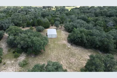 5796 County Road 122, Hallettsville, TX 77964 - Photo 4