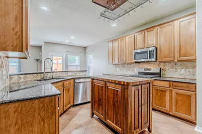 7507 Trail Hollow, Missouri City, TX 77459 - Photo 12