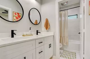 115 E 44th St, Houston, TX 77018 - Photo 18