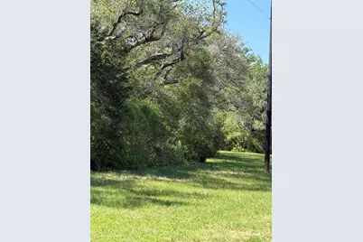 1222 Cr 2152, Rock Island, TX 77470 - Photo 2