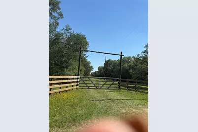 1222 Cr 2152, Rock Island, TX 77470 - Photo 4