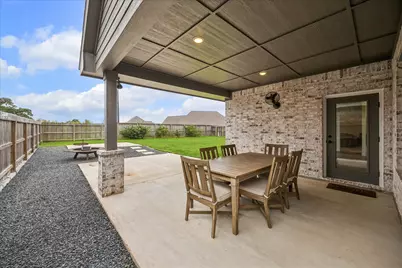 111 Creekside Lane, Lake Jackson, TX 77566 - Photo 30