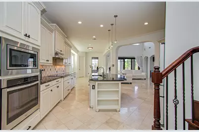 5226 Limestone Hill Lane, Sugar Land, TX 77479 - Photo 10