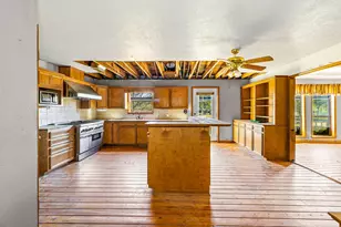 7101 Ireland Ln, Silsbee, TX 77656 - Photo 18