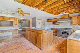 7101 Ireland Ln, Silsbee, TX 77656 - Photo 14