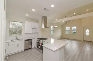 316 6th St, Rosenberg, TX 77471 - Photo 8