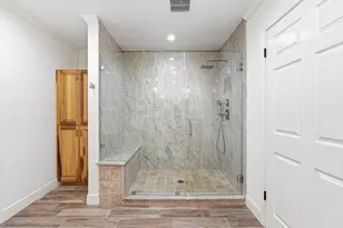 1320 Woodvine Dr, Houston, TX 77055 - Photo 28