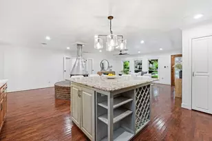1320 Woodvine Dr, Houston, TX 77055 - Photo 18