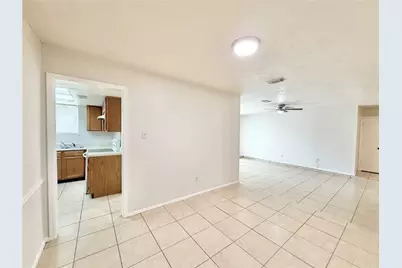 2218 Green Knoll Drive, Houston, TX 77067 - Photo 10