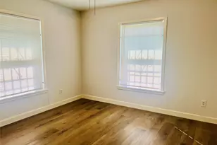 7328 Bauman Rd, Houston, TX 77022 - Photo 10